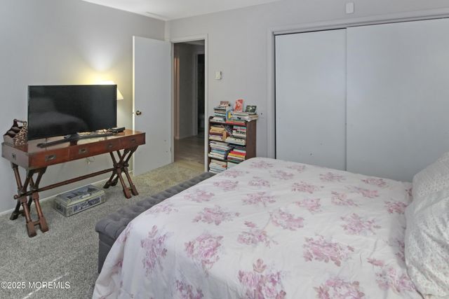 7b Musket Lane, Whiting, NJ 08759