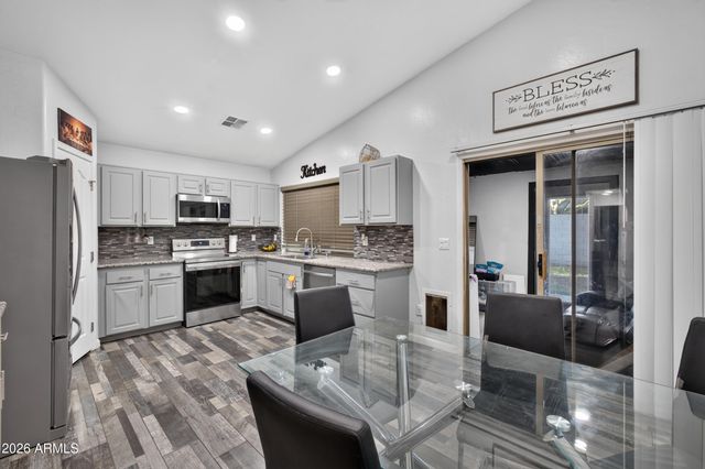 1413 W VAUGHN Avenue, Gilbert, AZ 85233