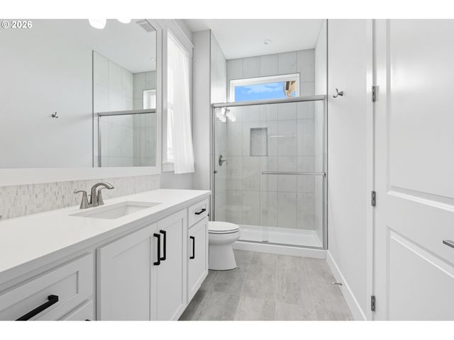 18206 Ne 87TH Way, Vancouver, WA 98682