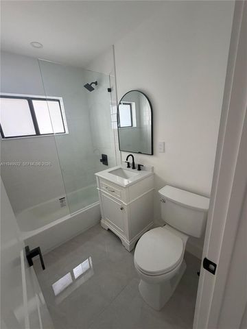 15920 NW 17th Ct, Miami Gardens, FL 33054