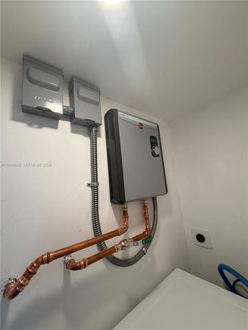 15920 NW 17th Ct, Miami Gardens, FL 33054