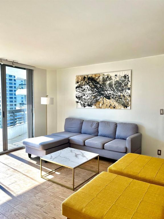 3400 NE 192nd Street 1102, Aventura, FL 33180