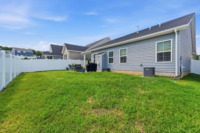 1015 Carnation Dr, Smyrna, TN 37167
