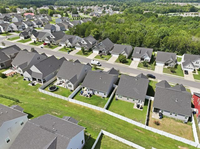 1015 Carnation Dr, Smyrna, TN 37167