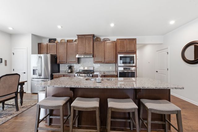 1015 Carnation Dr, Smyrna, TN 37167