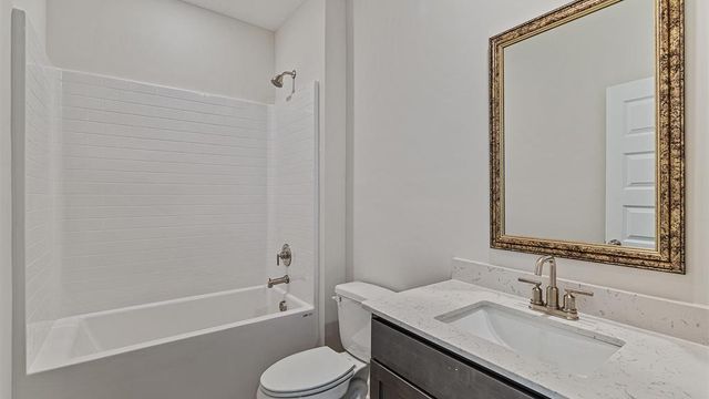 215 Ryma Oaks Ct, Rehobeth, AL 36301