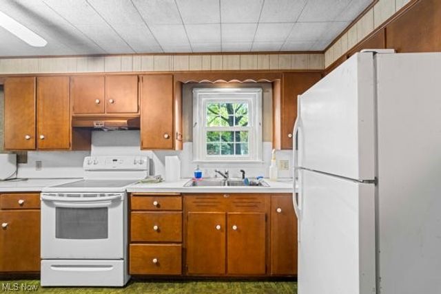 2730 Wilson Sharpsville Road, Cortland, OH 44410