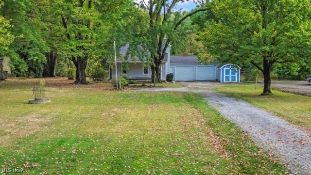2730 Wilson Sharpsville Road, Cortland, OH 44410