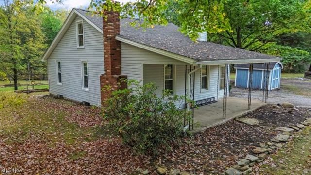 2730 Wilson Sharpsville Road, Cortland, OH 44410