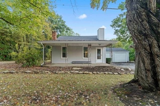 2730 Wilson Sharpsville Road, Cortland, OH 44410