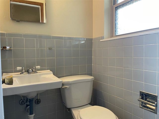 825 E Towry Drive, Oklahoma City, OK 73110