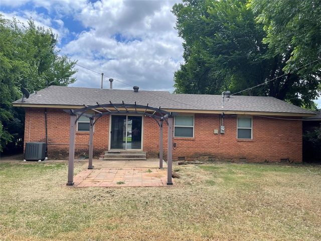 825 E Towry Drive, Oklahoma City, OK 73110