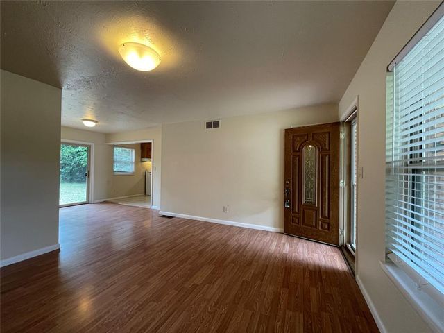 825 E Towry Drive, Oklahoma City, OK 73110