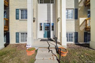 45200 Keding Street 104, Utica, MI 48317