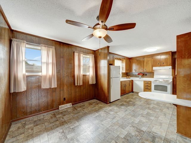 440 Appleton Dr, Clarksville, TN 37042