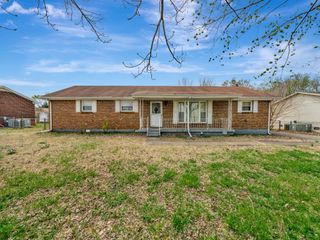 440 Appleton Dr, Clarksville, TN 37042