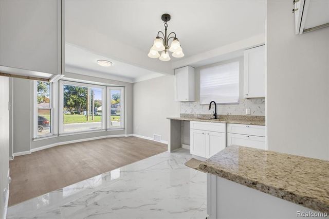 18009 Beland Street, Detroit, MI 48234