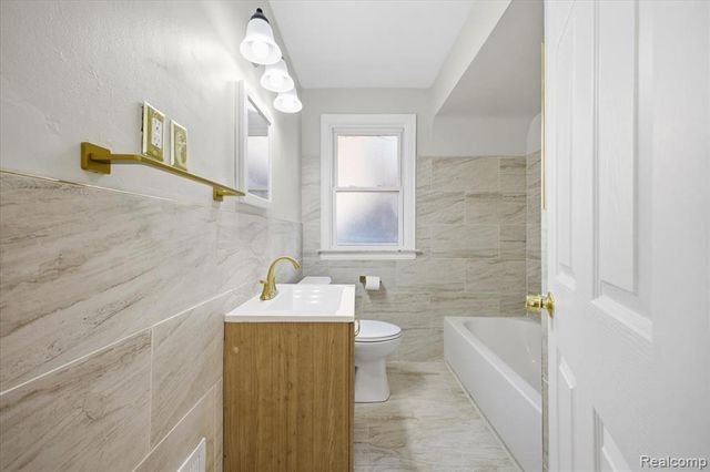 18009 Beland Street, Detroit, MI 48234