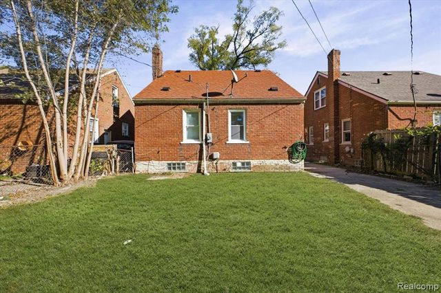 18009 Beland Street, Detroit, MI 48234