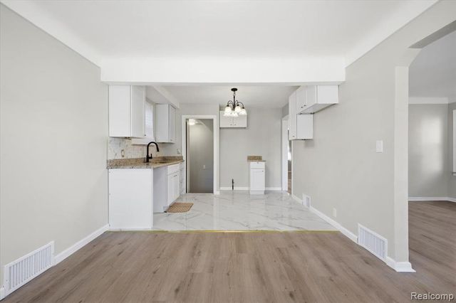 18009 Beland Street, Detroit, MI 48234