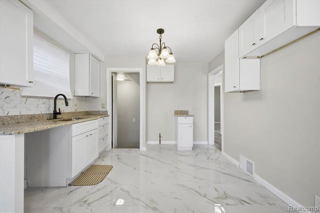 18009 Beland Street, Detroit, MI 48234