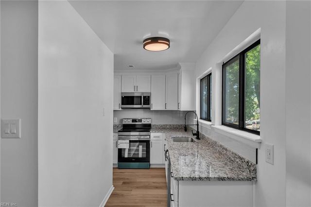 3836 Chimney Creek DR, Virginia Beach, VA 23462