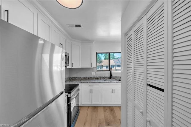 3836 Chimney Creek DR, Virginia Beach, VA 23462