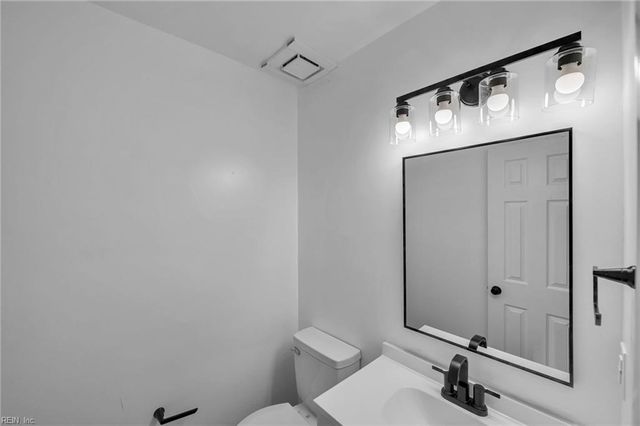 3836 Chimney Creek DR, Virginia Beach, VA 23462