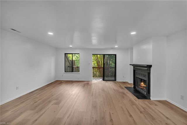 3836 Chimney Creek DR, Virginia Beach, VA 23462