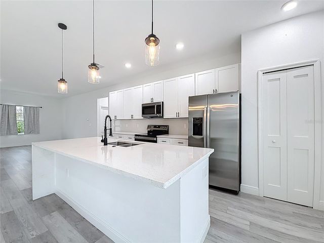 328 MARION OAKS CRSE, Ocala, FL 34473