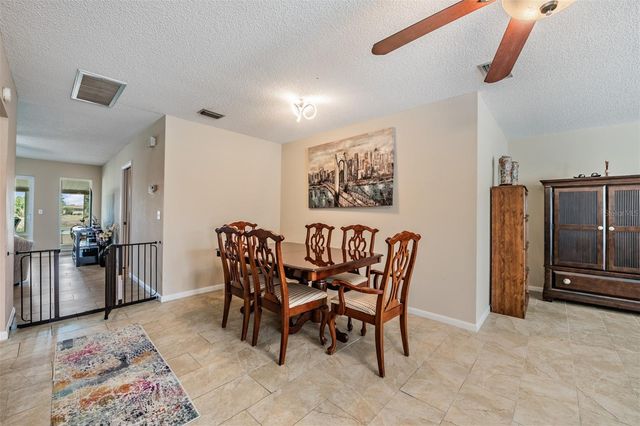 381 CLUB MANOR DRIVE, Sun City Center, FL 33573