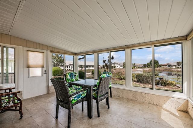 381 CLUB MANOR DRIVE, Sun City Center, FL 33573