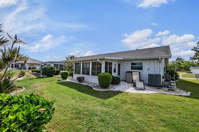 381 CLUB MANOR DRIVE, Sun City Center, FL 33573