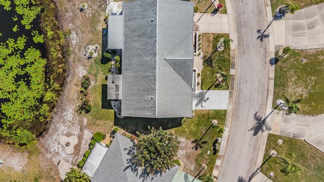 381 CLUB MANOR DRIVE, Sun City Center, FL 33573