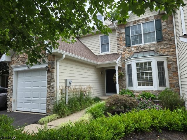 58 Patriot Hill Dr, Bernards Twp., NJ 07920