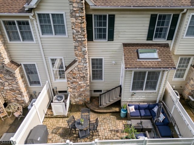 58 Patriot Hill Dr, Bernards Twp., NJ 07920