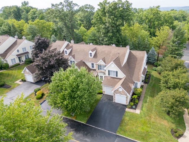 58 Patriot Hill Dr, Bernards Twp., NJ 07920