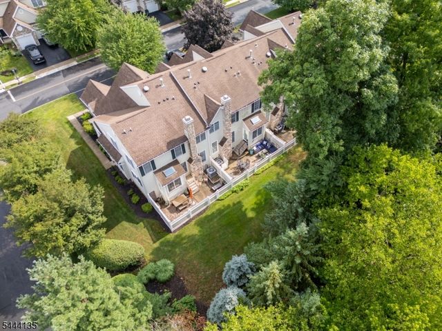 58 Patriot Hill Dr, Bernards Twp., NJ 07920