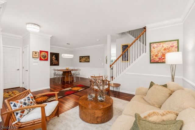 58 Patriot Hill Dr, Bernards Twp., NJ 07920