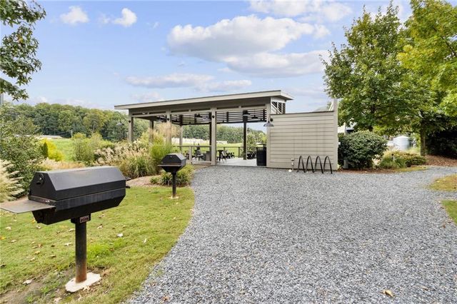 725 Perch Place, Atlanta, GA 30312