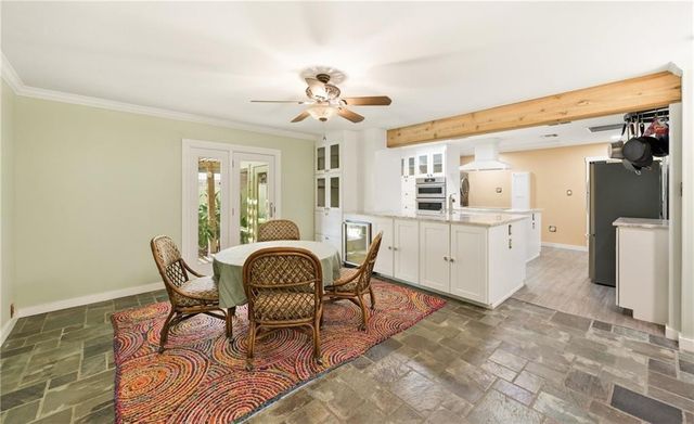 22 Lake Shore Dr, Corpus Christi, TX 78413