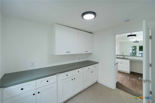 414 Orange Avenue, New Braunfels, TX 78130
