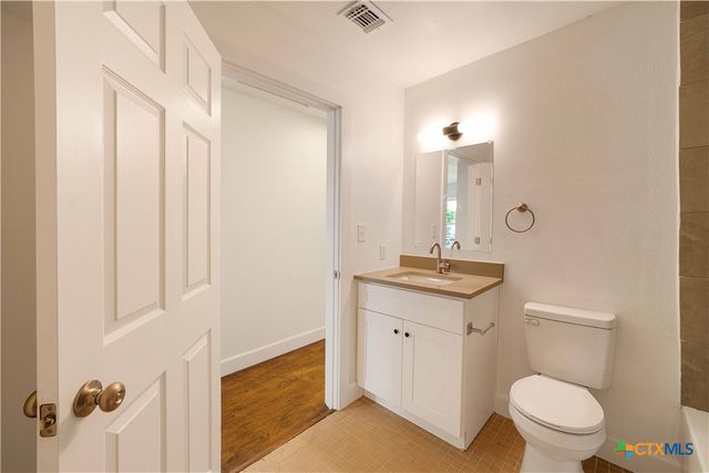414 Orange Avenue, New Braunfels, TX 78130