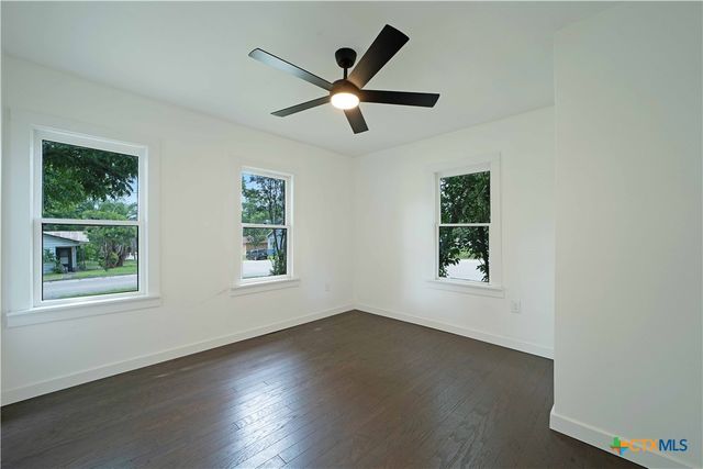 414 Orange Avenue, New Braunfels, TX 78130