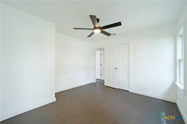 414 Orange Avenue, New Braunfels, TX 78130
