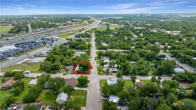 414 Orange Avenue, New Braunfels, TX 78130