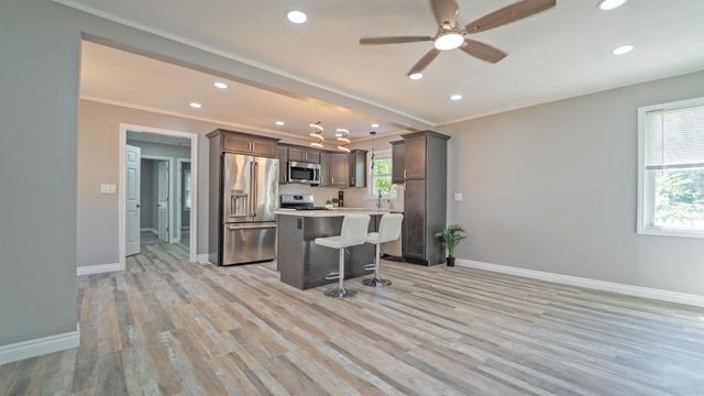 845 Floyd Street, Gary, IN 46403