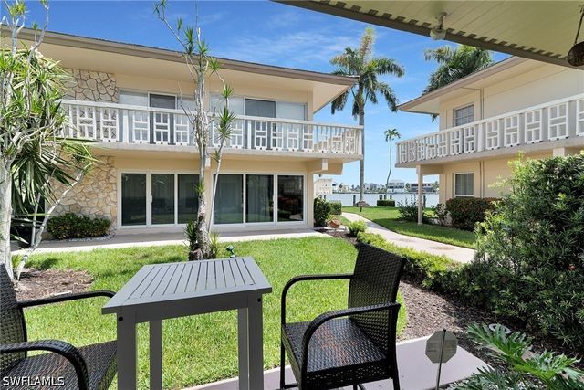 1215 Edington PL H4, Marco Island, FL 34145