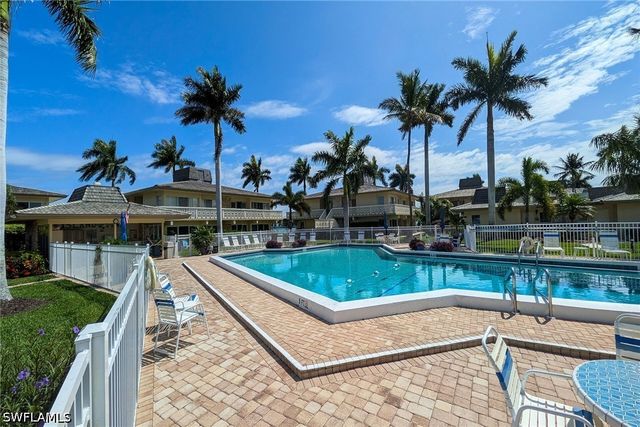 1215 Edington PL H4, Marco Island, FL 34145