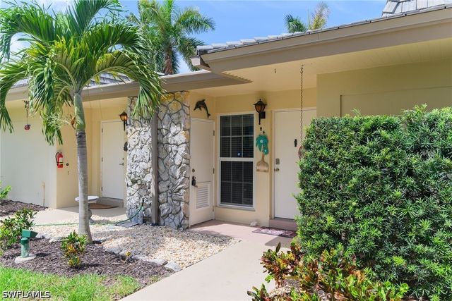 1215 Edington PL H4, Marco Island, FL 34145